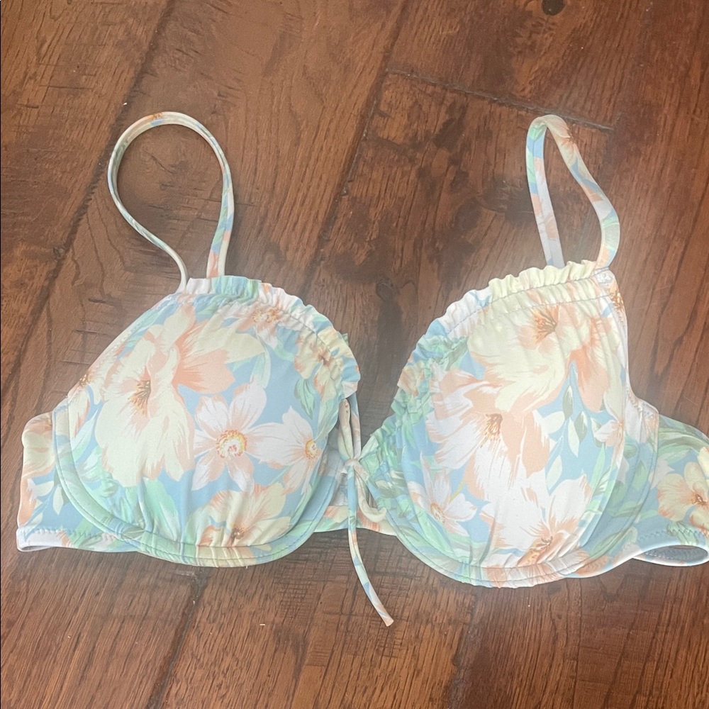 Shade & Shore Pastel Floral Bikini Top